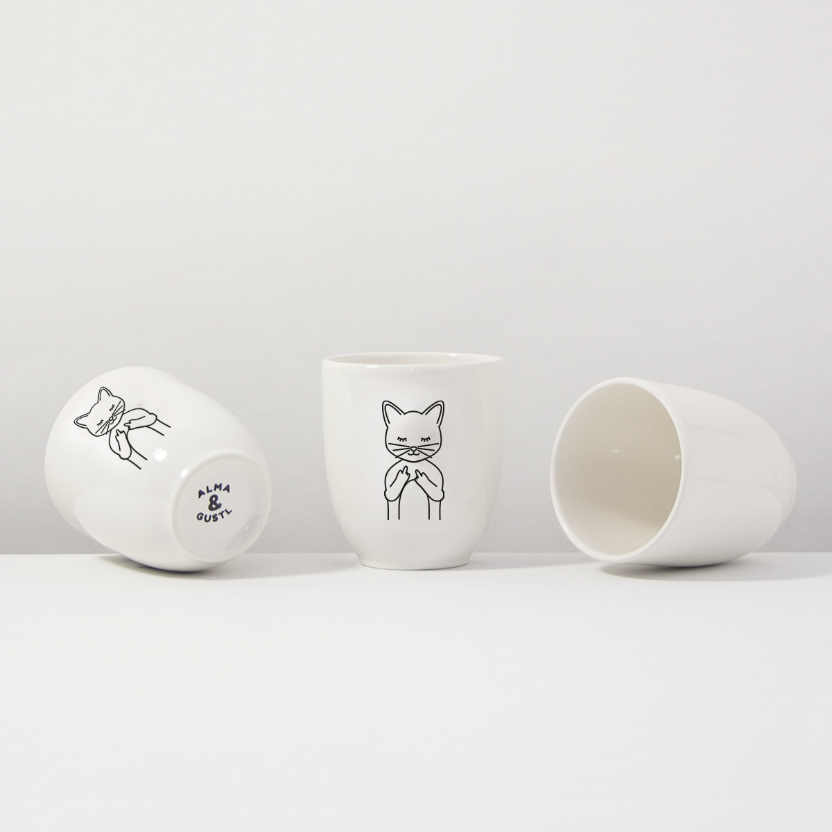 Mug Sassy Cat Snow