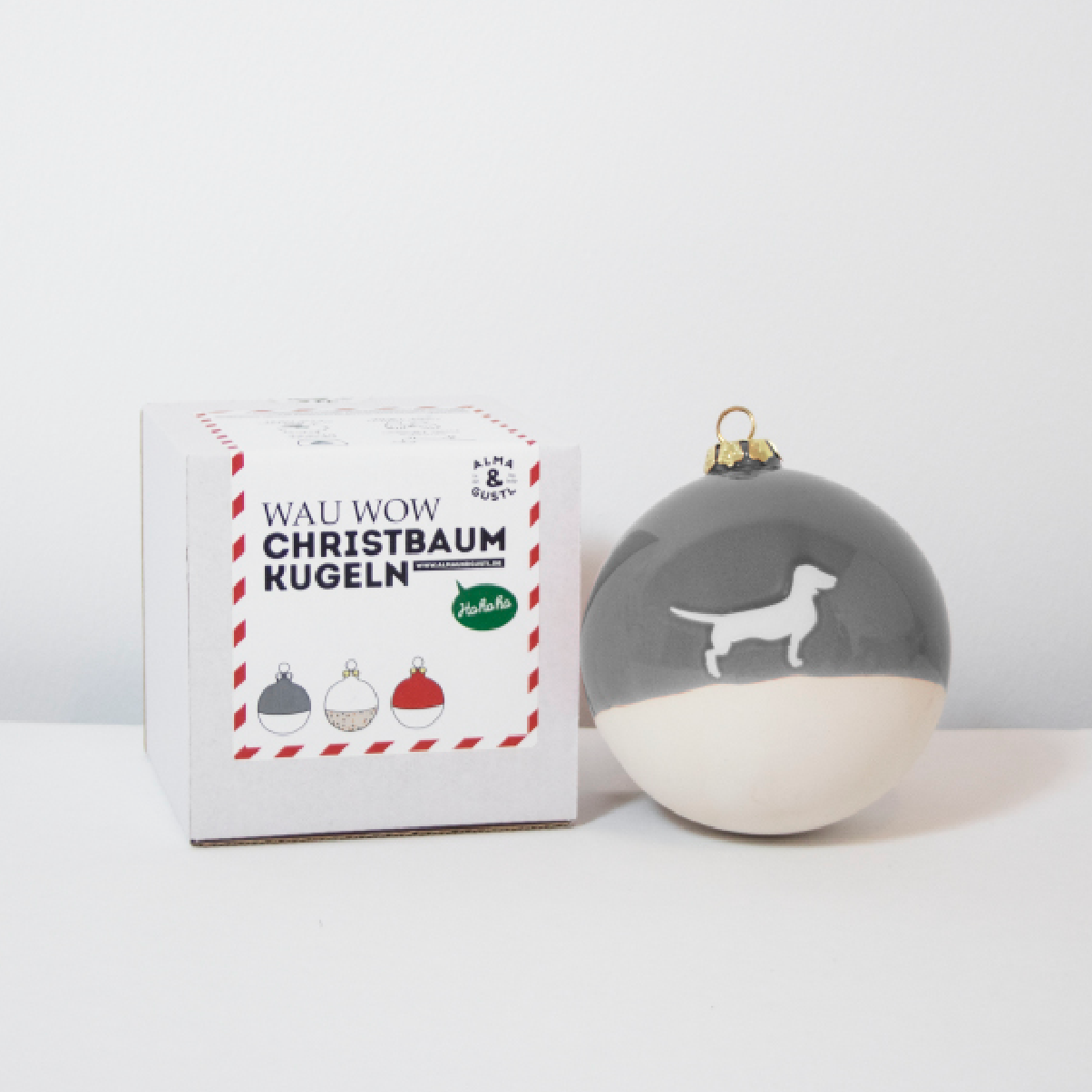 Christmas tree bauble dachshund sand large
