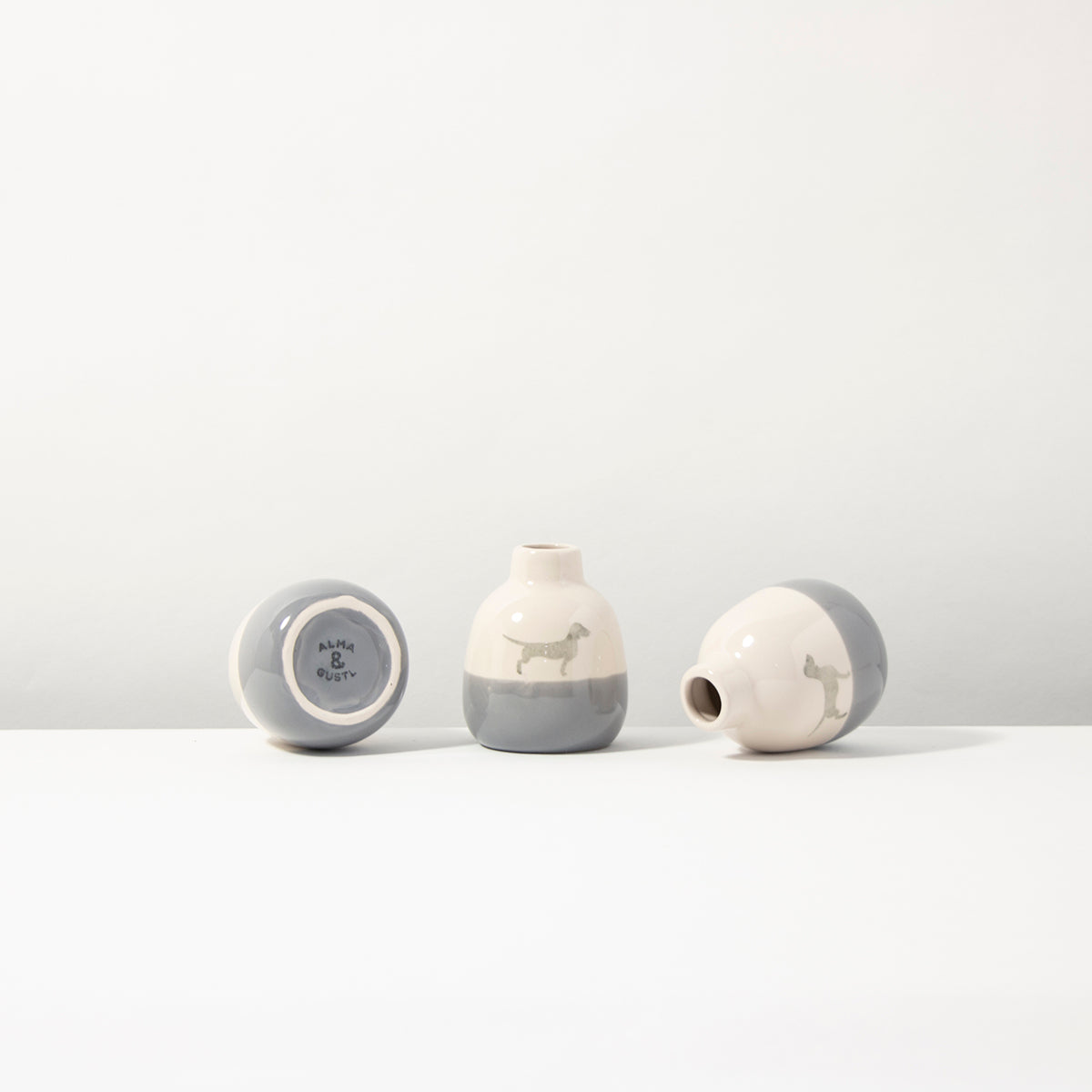 Vases in a set of 3 Small but fine Dusty