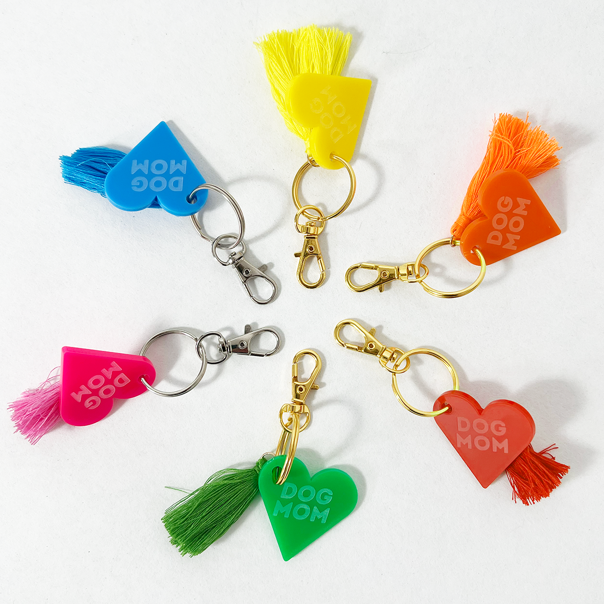 Heute: 🎁 Gratis DOG MOM Charm im Wert von 12,90 €