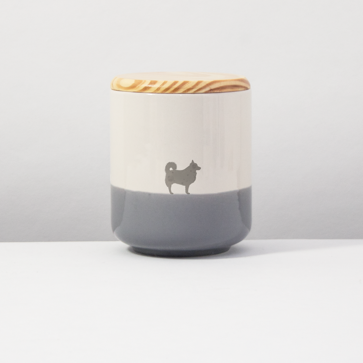 Treat tin 14 for dog & human Spitz