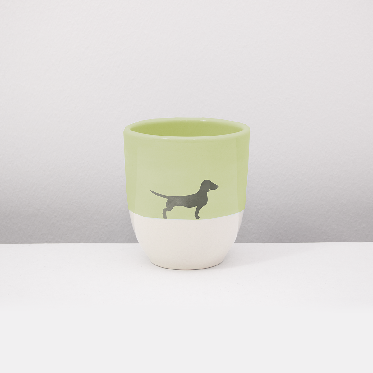 LIMITED EDITION: Becher Lieblingshund Powder Green