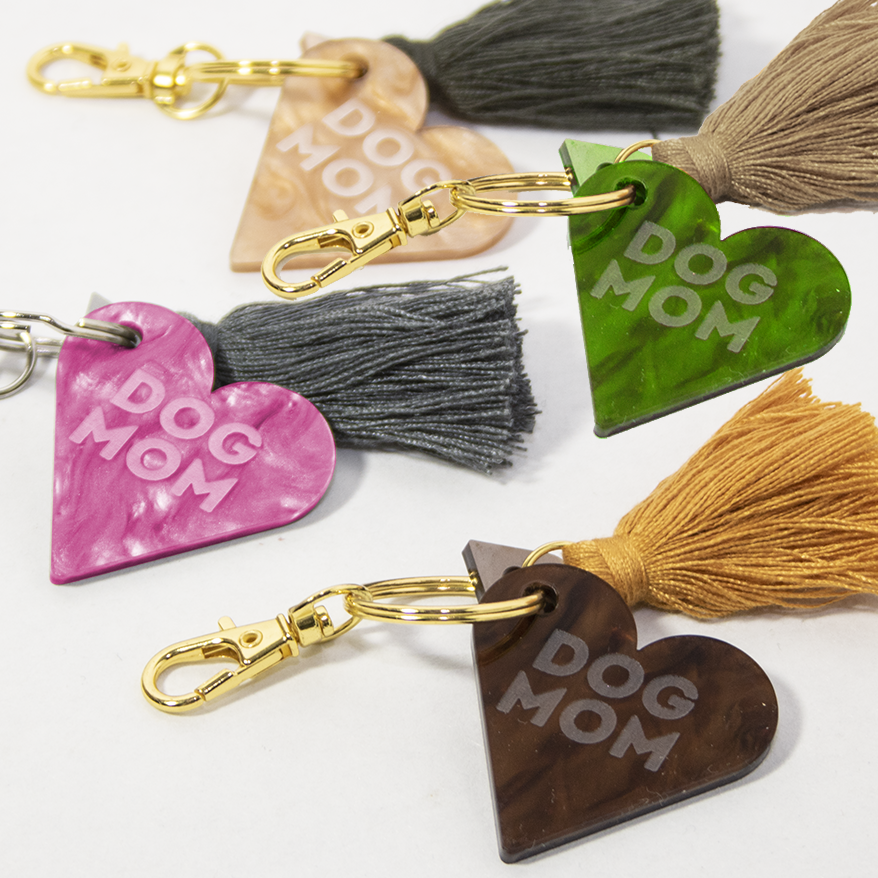 Heute: 🎁 Gratis DOG MOM Charm  im Wert von 19,90 €