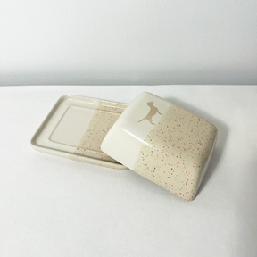 Butterdose Lieblingshund Sand