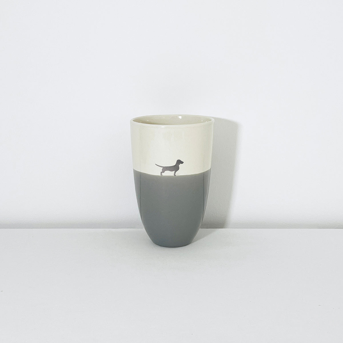 LIMITED EDITION: Vase 22 Lieblingshund Dusty