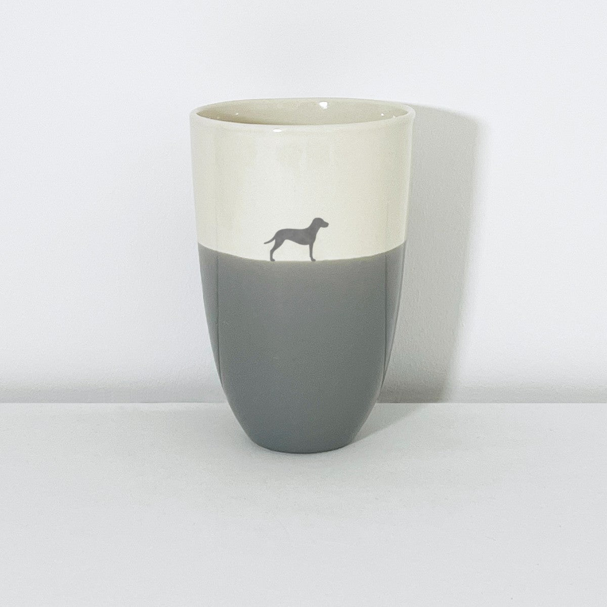 LIMITED EDITION: Vase 22 Lieblingshund Dusty